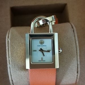 Tory Burch Surrey Watch in Orange